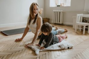 YOGA WITH KIDS? THAT WORKS!